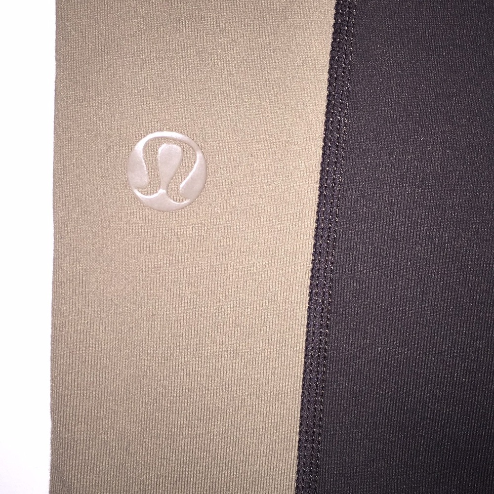 Lululemon Crop Pant - Picture 3 of 6